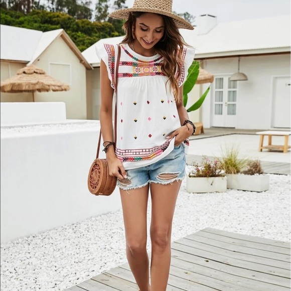 GEO EMBROIDERY BUTTERFLY SLEEVE BLOUSE - Picture 3 of 9